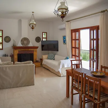 Ipsipili With Sea Views And Private Garden * ポッシディ