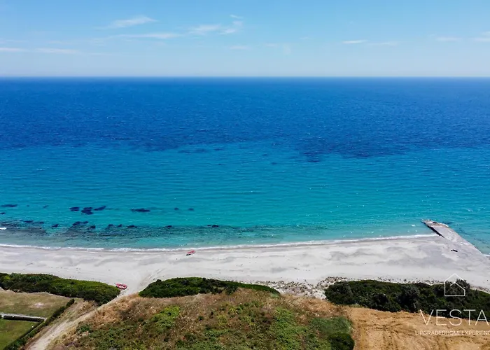 Villa Ipsipili With Sea Views And Private Garden