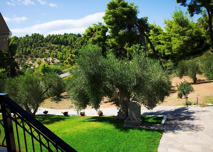 Villa Ipsipili With Sea Views And Private Garden *