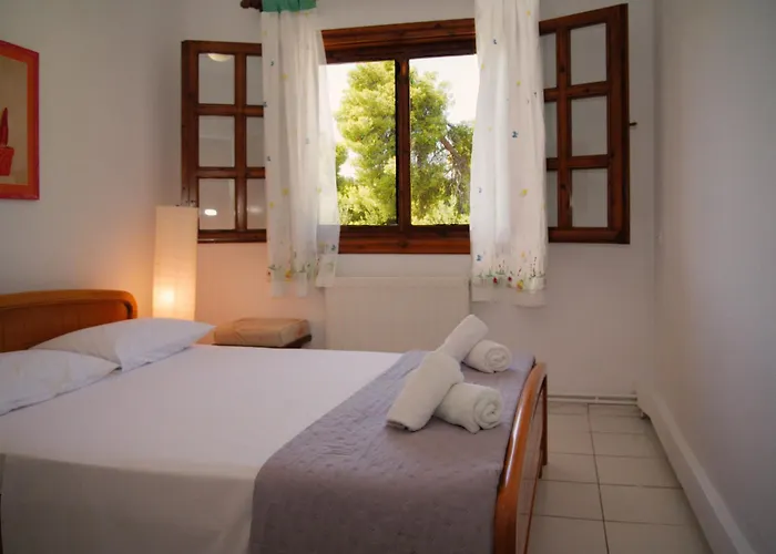 Ipsipili With Sea Views And Private Garden *