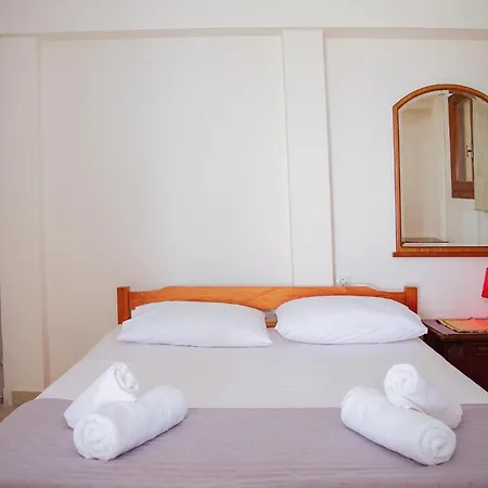Ipsipili With Sea Views And Private Garden