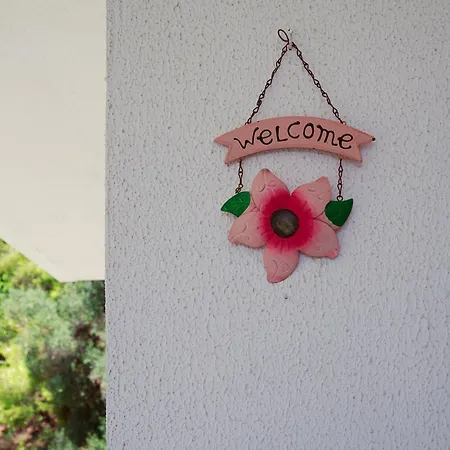 Vila Ipsipili With Sea Views And Private Garden *