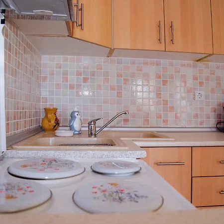 Ipsipili With Sea Views And Private Garden Посиди