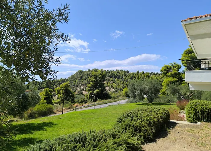 别墅 Ipsipili With Sea Views And Private Garden 波塞蒂