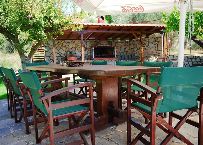 别墅 Ipsipili With Sea Views And Private Garden 波塞蒂