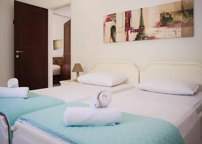 Ipsipili With Sea Views And Private Garden *